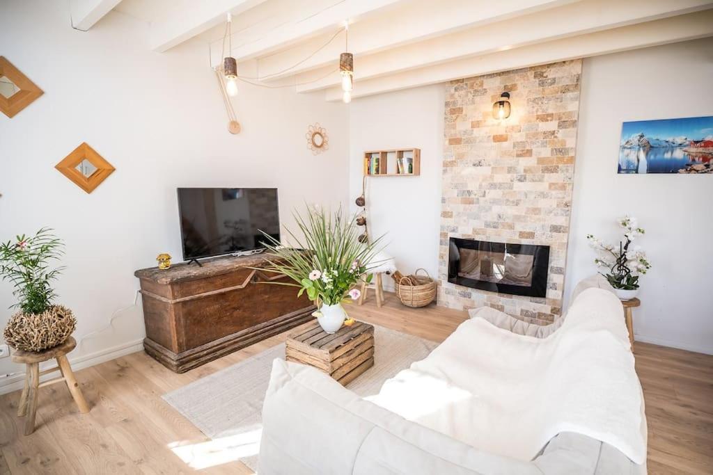 タルブAppt Ambiance Chalet 2Ch Piscine Lagonアパートメント エクステリア 写真